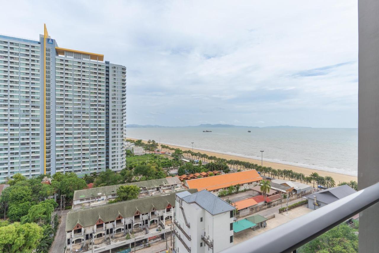 Aeras Beachfront Condominium Jomtien Exterior foto